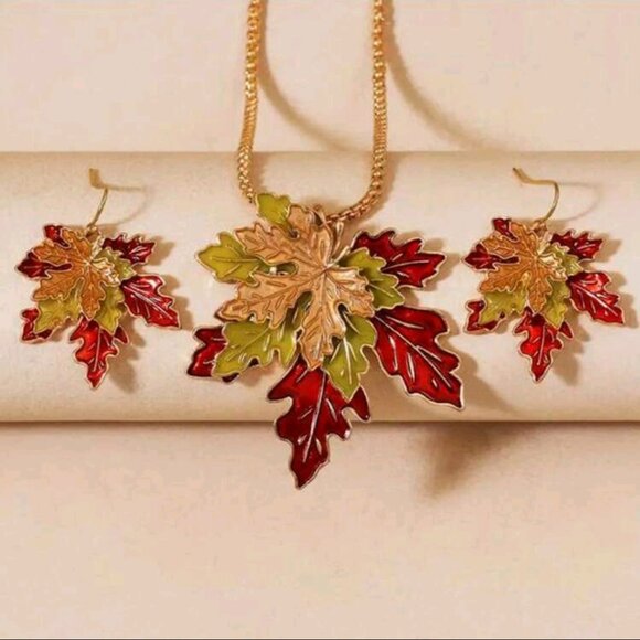 3pcs/Set BEAUTIFUL 3D Vintage Maple Leaf Gold Tone Necklace Earrings set - Picture 9 of 9